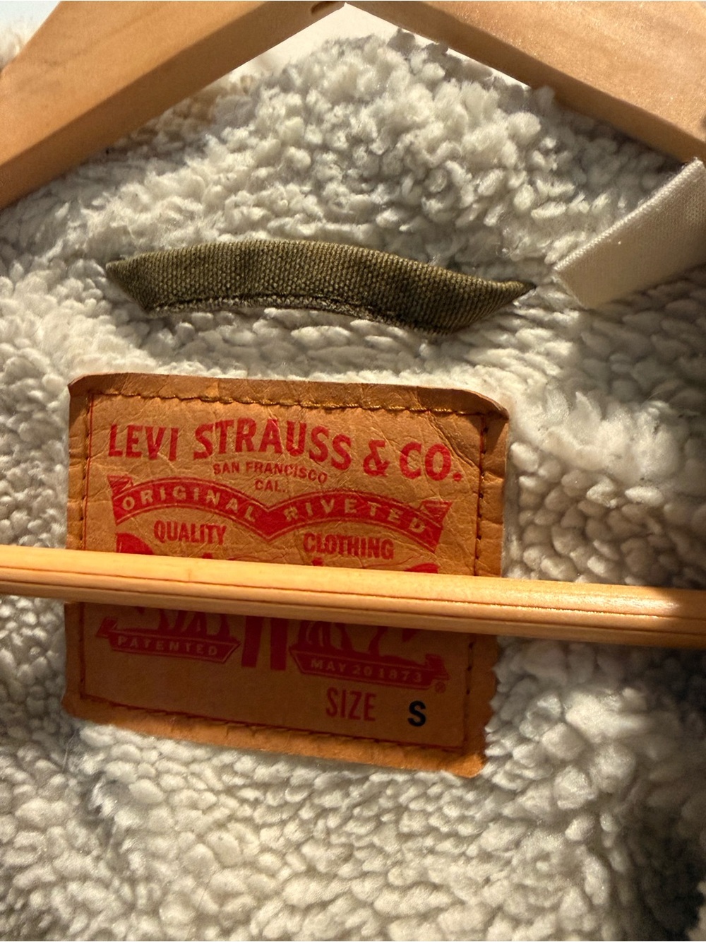 Levi’s Jacket - Picture 3 of 3